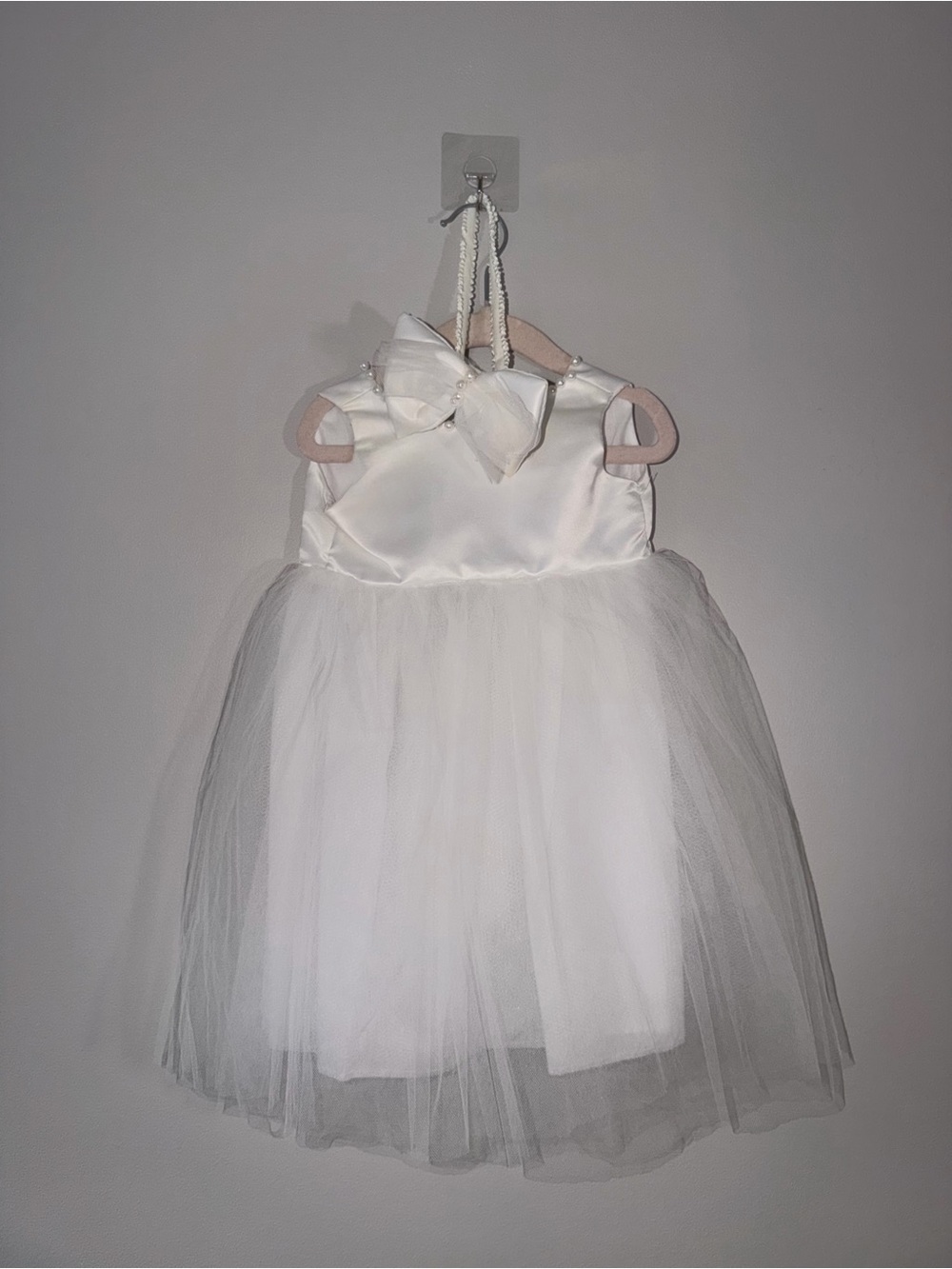 Baby Girls White Satin Tulle Dress Set with Bloomers & Headband 6-9M - Picture 2 of 5